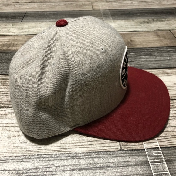 Brixton Snapback Hat Men’s One Size Color Block Acrylic Wool Gray Red - Picture 2 of 7